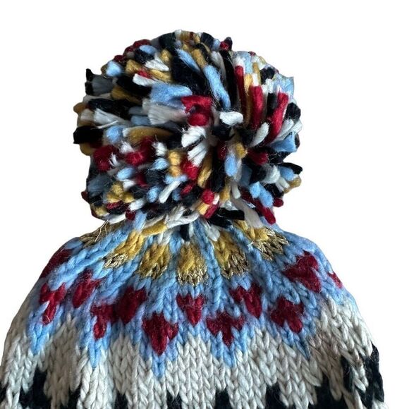 Buckle bright and neutral stocking cap - Picture 3 of 7